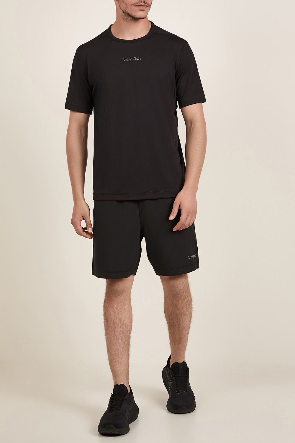 מכנסיים קצרים לאימון